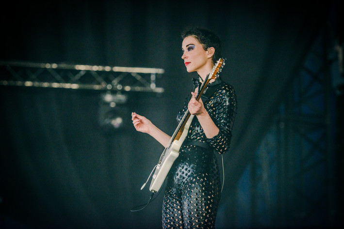 2015-07-02 - St. Vincent från Roskildefestivalen, Roskilde