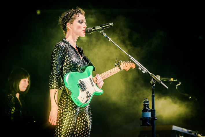 2015-07-02 - St. Vincent från Roskildefestivalen, Roskilde