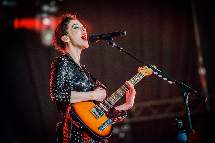 2015-07-02 - St. Vincent från Roskildefestivalen, Roskilde