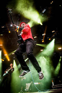 2015-07-02 - Jupiter & Okwess International från Roskildefestivalen, Roskilde