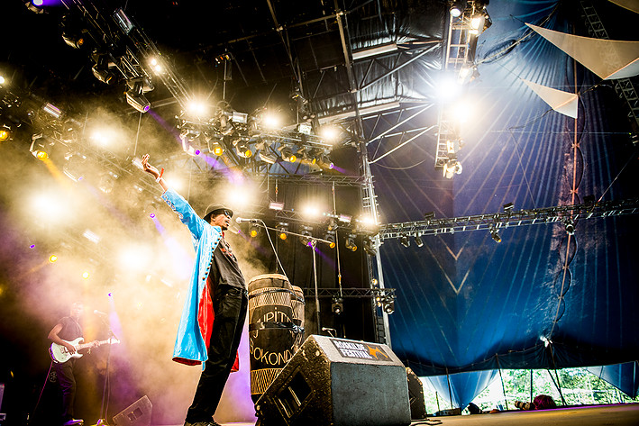 2015-07-02 - Jupiter & Okwess International från Roskildefestivalen, Roskilde