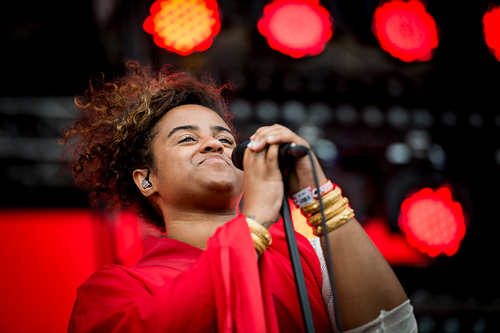 2015-07-04 - Seinabo Sey från Roskildefestivalen, Roskilde