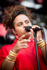 2015-07-04 - Seinabo Sey från Roskildefestivalen, Roskilde