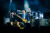 2015-07-04 - Paul McCartney från Roskildefestivalen, Roskilde