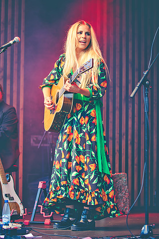 2015-07-08 - Lisa Miskovsky från Liseberg, Göteborg