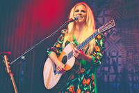2015-07-08 - Lisa Miskovsky från Liseberg, Göteborg