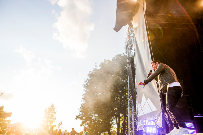 2015-07-18 - Måns Zelmerlöw från Härnösands Stadsfest, Härnösand