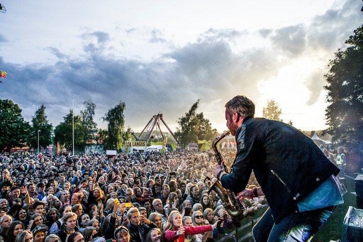 2015-07-18 - Måns Zelmerlöw från Härnösands Stadsfest, Härnösand