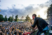 2015-07-18 - Måns Zelmerlöw från Härnösands Stadsfest, Härnösand