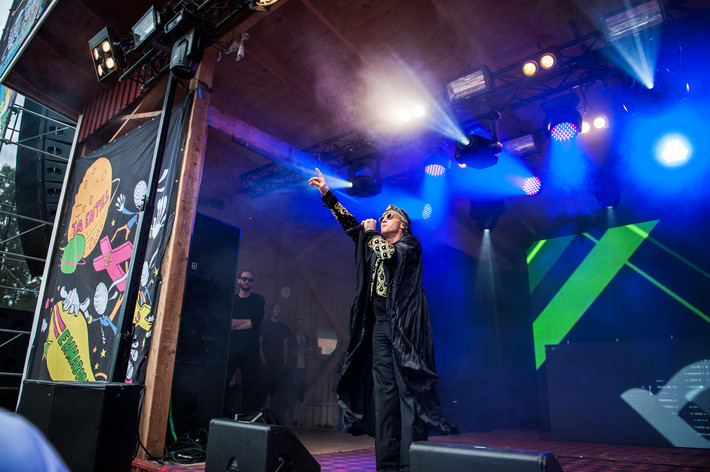 2015-07-22 - Dr Bombay från Emmabodafestivalen, Emmaboda