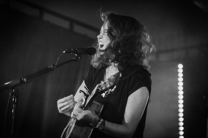 2015-07-30 - Fay Wildhagen från Storsjöyran, Östersund