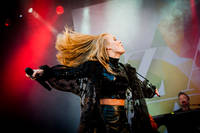 2015-08-01 - Zara Larsson från Storsjöyran, Östersund