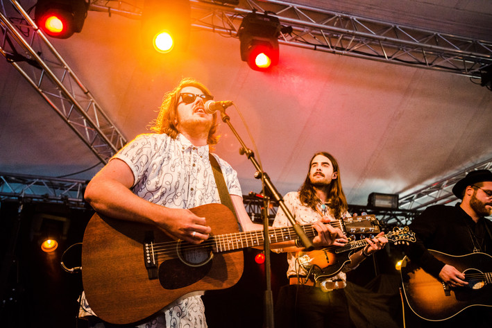 2015-08-01 - Lumberjack and The Suits från Storsjöyran, Östersund