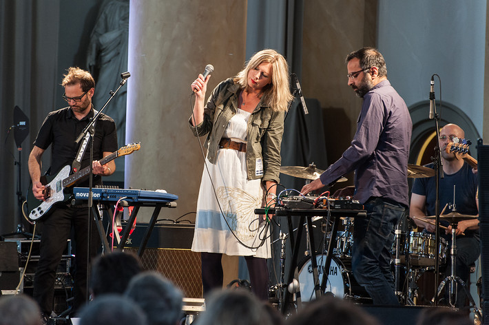 2015-08-02 - Jane Weaver från Stockholm Music & Arts, Stockholm