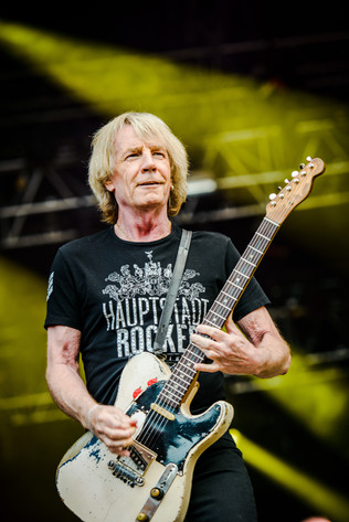 2015-08-06 - Status Quo från Getaway Rock, Gävle