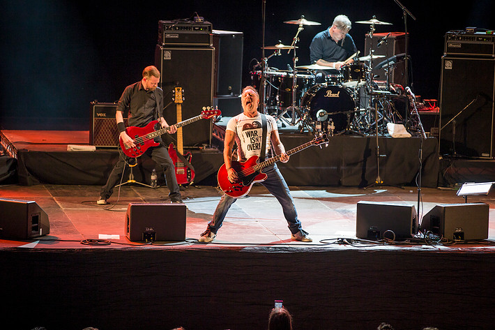 2015-08-12 - Peter Hook And The Light från Stockholms Kulturfestival, Stockholm