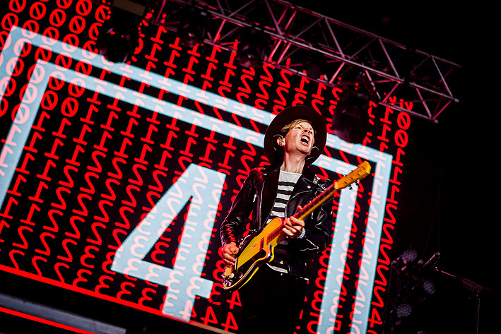 2015-08-13 - Beck från Way Out West, Göteborg