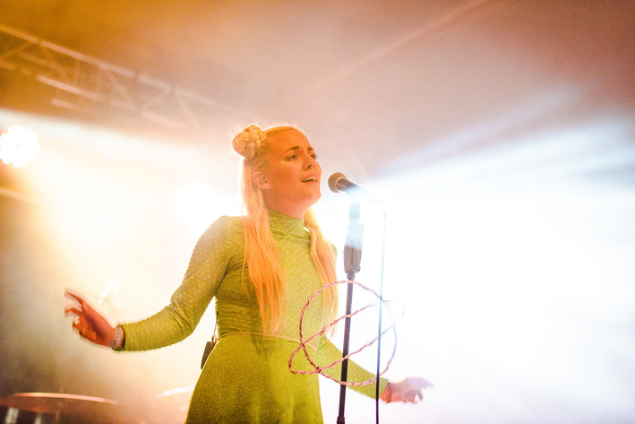2015-08-12 - Maja Francis från Way Out West, Göteborg
