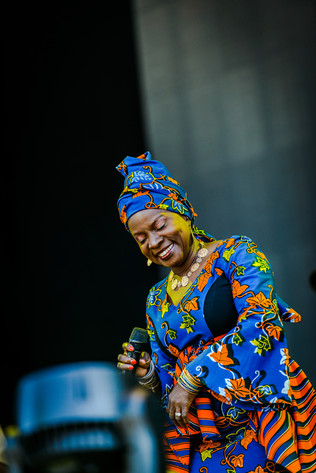 2015-08-14 - Angélique Kidjo från Way Out West, Göteborg