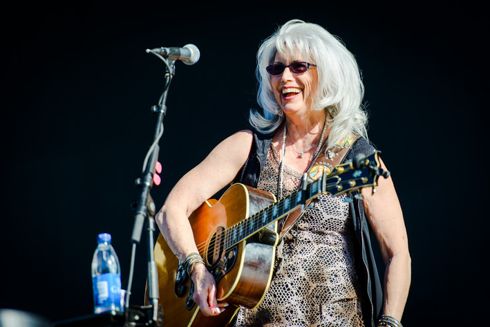 2015-08-14 - Emmylou Harris från Way Out West, Göteborg