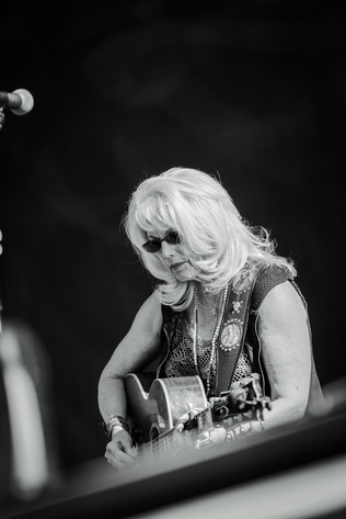2015-08-14 - Emmylou Harris från Way Out West, Göteborg
