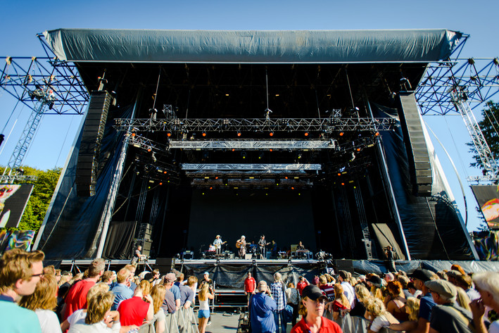 2015-08-14 - Emmylou Harris från Way Out West, Göteborg