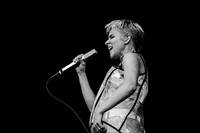 2015-08-28 - Robyn & La Bagatelle Magique från Popaganda, Stockholm