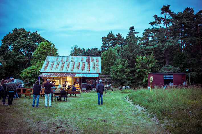2015-07-27 - Peacock Farm från Station Tellungs, Gotland
