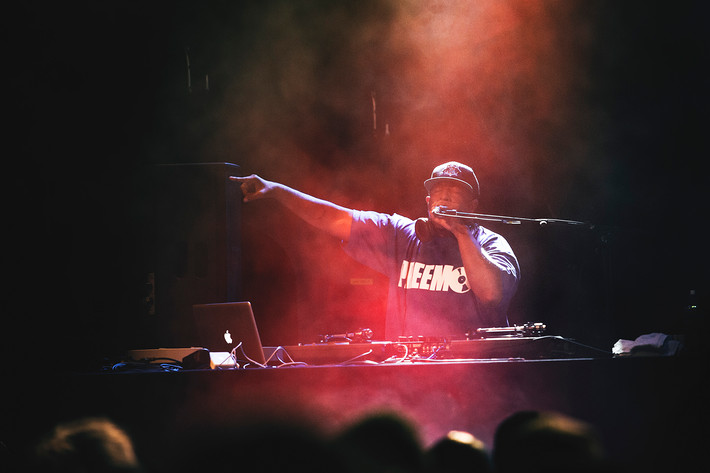 2015-09-08 - DJ Premier från Debaser Medis, Stockholm