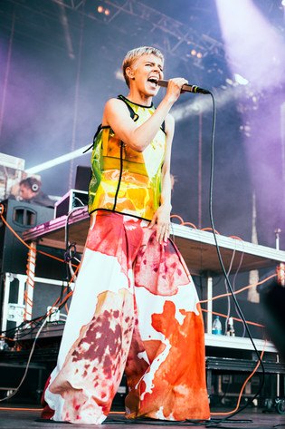 2015-08-28 - Robyn & La Bagatelle Magique från Popaganda, Stockholm