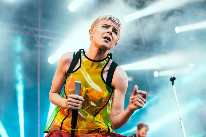 2015-08-28 - Robyn & La Bagatelle Magique från Popaganda, Stockholm