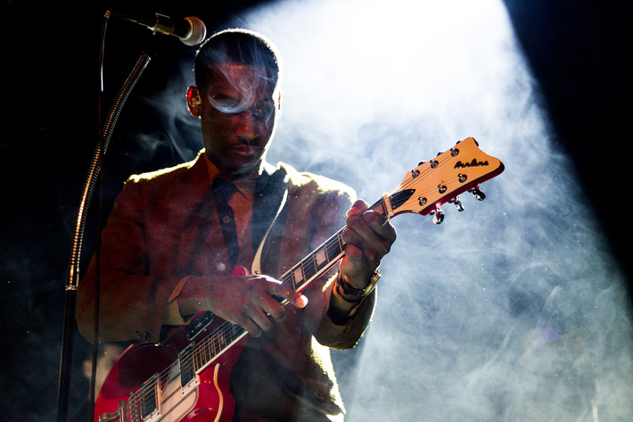 2015-09-12 - Leon Bridges från Debaser Medis, Stockholm