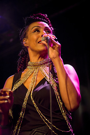 2015-09-25 - Zap Mama från Fasching, Stockholm