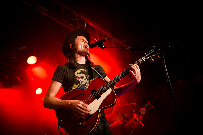 2015-10-22 - James Bay från Debaser Strand, Stockholm