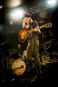 2015-10-22 - James Bay från Debaser Strand, Stockholm