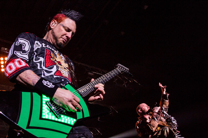 2015-11-04 - Five Finger Death Punch från Hovet, Stockholm
