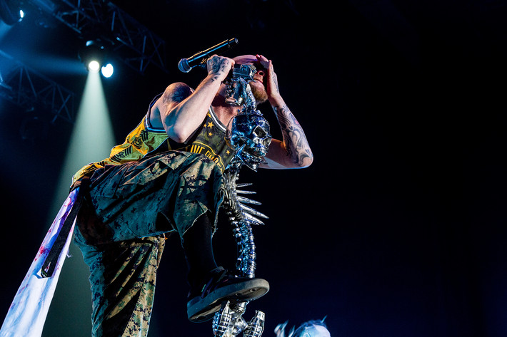2015-11-04 - Five Finger Death Punch från Hovet, Stockholm