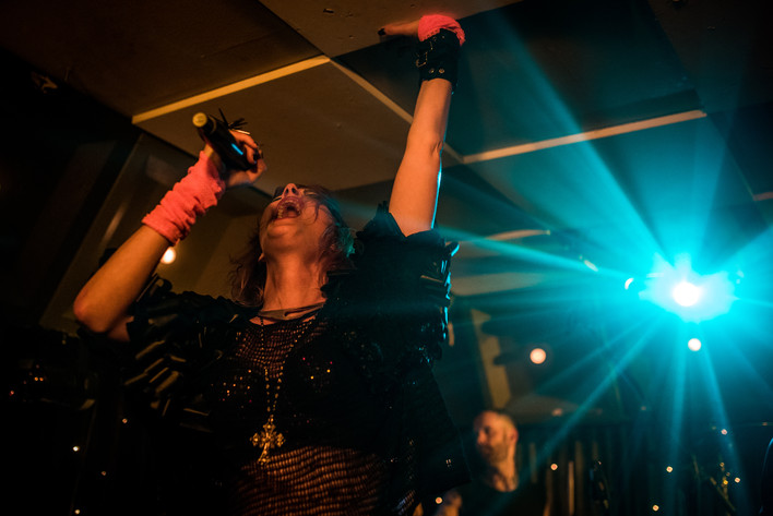 2015-11-06 - Alice In Videoland från Kafé de luxe, Växjö