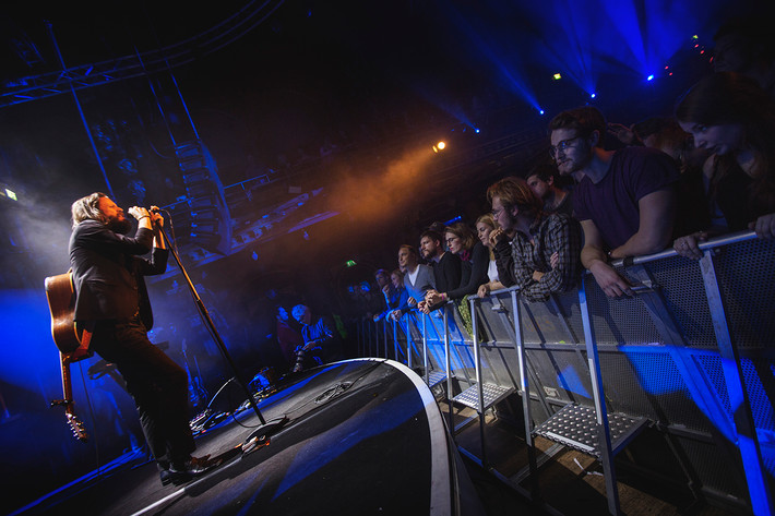 2015-11-15 - Father John Misty från Berns, Stockholm