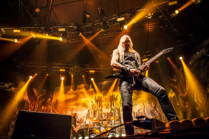 2015-11-28 - Hammerfall från Scandinavium, Göteborg