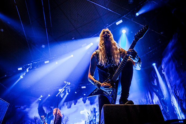 2015-11-28 - Hammerfall från Scandinavium, Göteborg