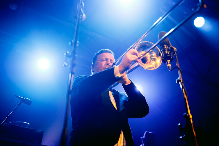 2015-11-28 - Fat Freddy´s Drop från Münchenbryggeriet, Stockholm