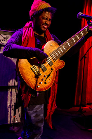 2015-12-01 - Thundercat från Fasching, Stockholm