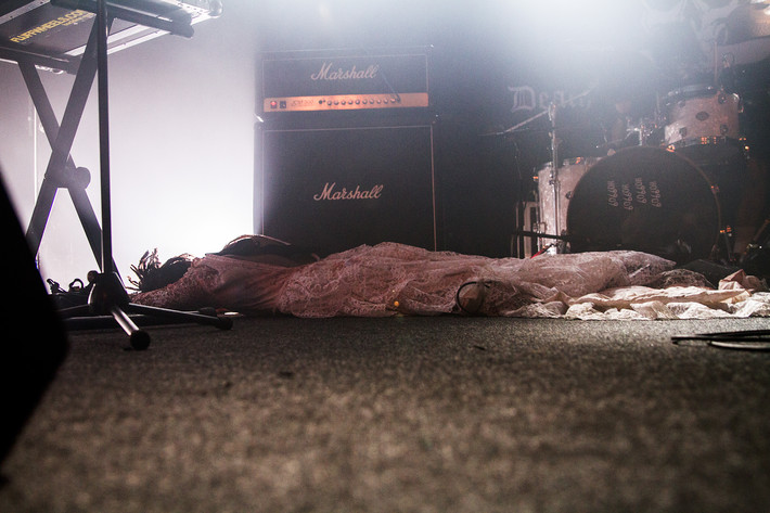 2015-12-02 - Ho99o9 från Debaser Strand, Stockholm