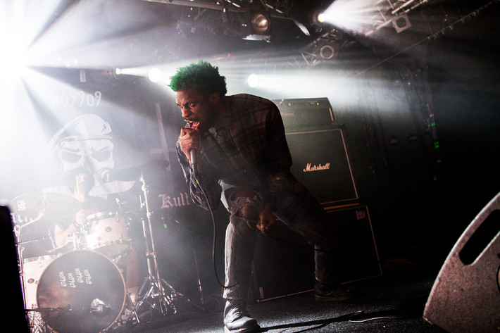 2015-12-02 - Ho99o9 från Debaser Strand, Stockholm