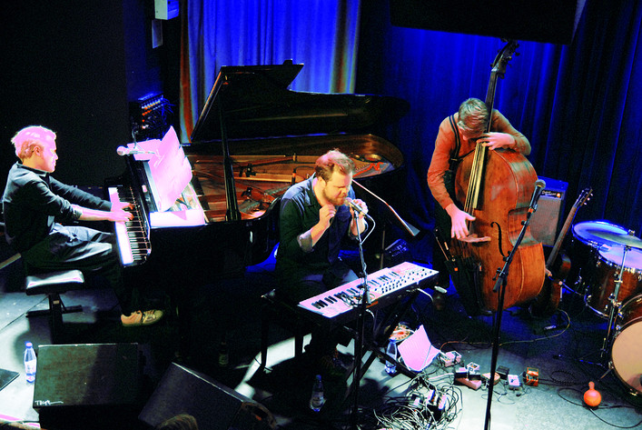 2015-12-17 - Drömmen Om Amerika Med Loney Dear från Fasching, Stockholm