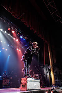 2015-12-20 - One Ok Rock från X-tra, Zürich