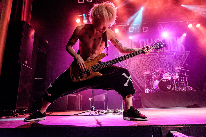 2015-12-20 - One Ok Rock från X-tra, Zürich