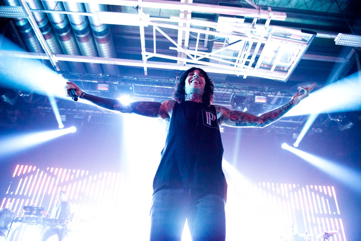 2015-11-14 - Bring Me The Horizon från Arenan, Stockholm