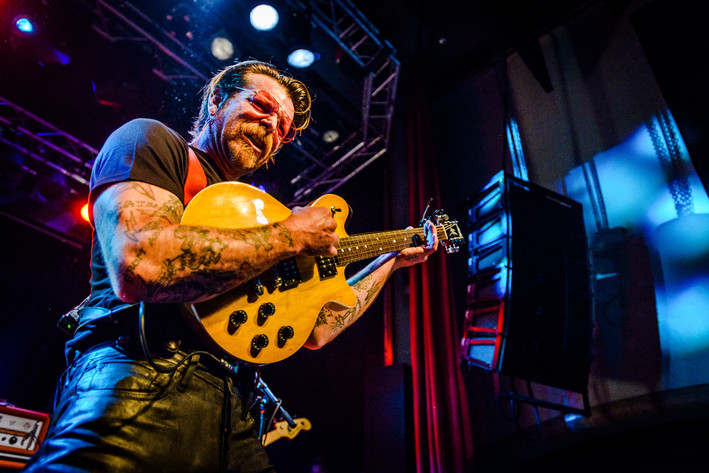 2016-02-13 - Eagles Of Death Metal från Debaser Medis, Stockholm